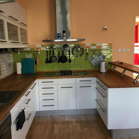 Ubytovani Husova 842 Apartment Turnov Luaran gambar