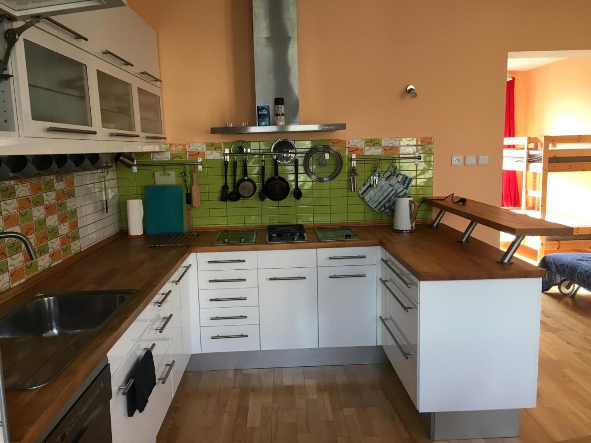 Ubytovani Husova 842 Apartment Turnov Luaran gambar